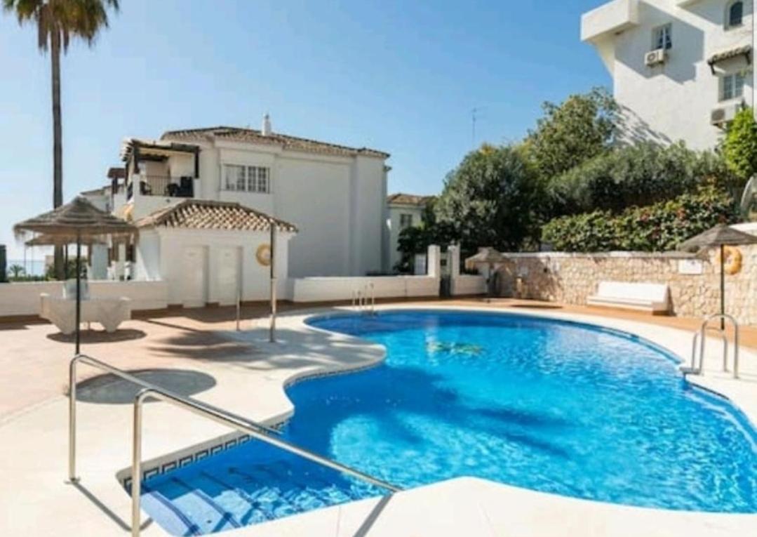 Ferienwohnung Apartamento Cerca Del Mar Con Piscina Y Parking. Benalmádena Exterior foto